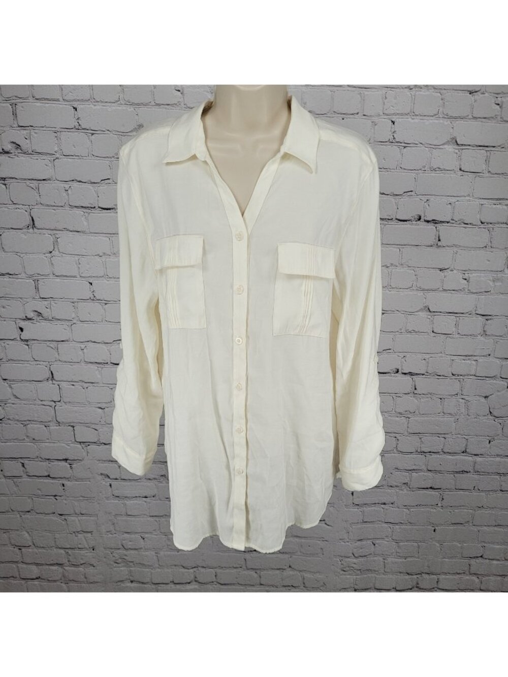 Chico's Ivory Button Up Long Sleeve Roll Tab Collared Shirt Size 2 US 12